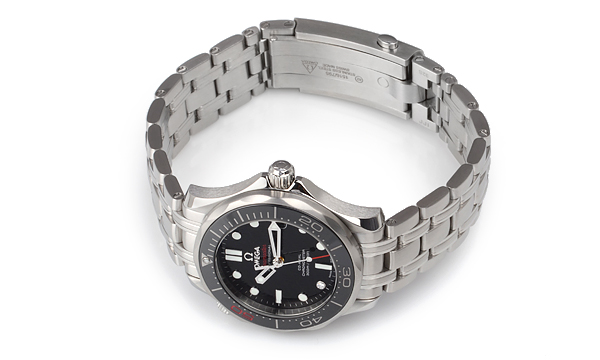 オメガスーパーコピー シーマスター プロフェッショナル コーアクシャル ００７ジェームズ・ボンド ３００７本限定 212.30.36.20.51.001