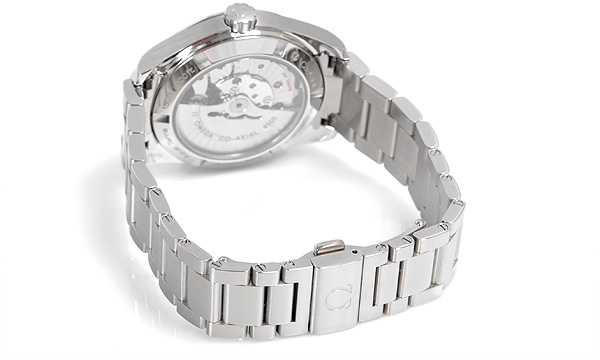 オメガスーパーコピー シーマスター アクアテラ クロノメーターＭ 231.10.39.21.01.001 ブラック