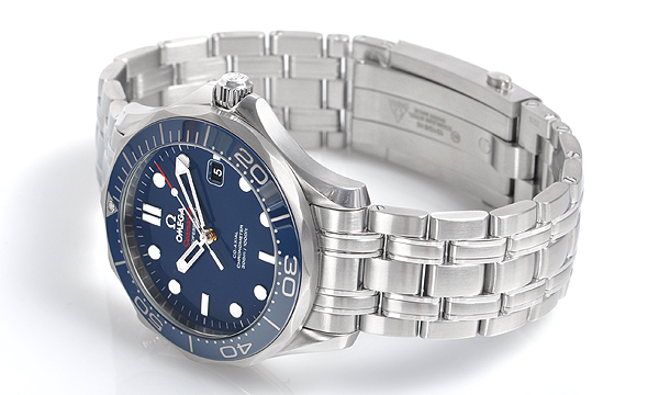 オメガスーパーコピー シーマスター３００ コーアクシャル 212.30.41.20.03.001 ブルー