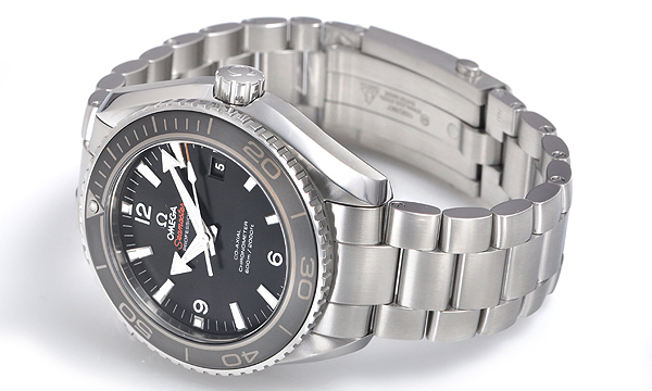 オメガスーパーコピー シーマスター プラネットオーシャン 232.30.46.21.01.001 ブラック