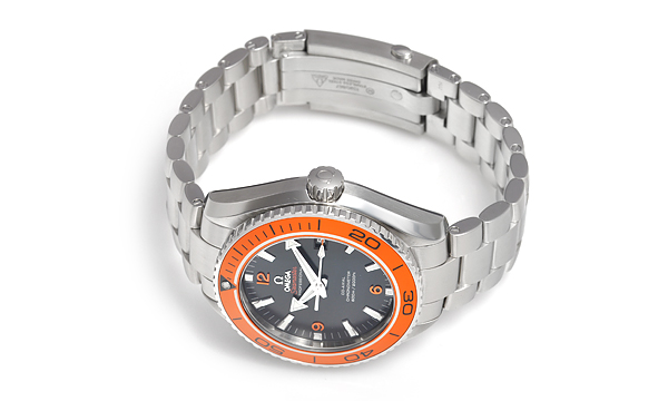 オメガスーパーコピー シーマスター プラネットオーシャン 232.30.46.21.01.002 ブラック