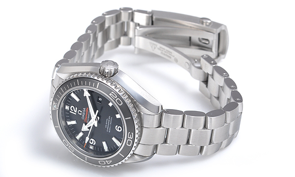 オメガスーパーコピー シーマスター プラネットオーシャン 232.30.38.20.01.001