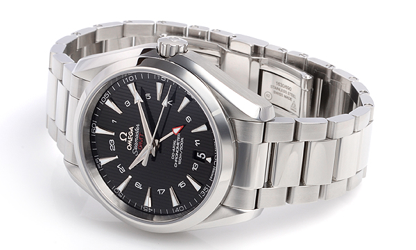 オメガスーパーコピー シーマスター アクアテラ ＧＭＴ 231.10.43.22.01.001 ブラック ステンレス
