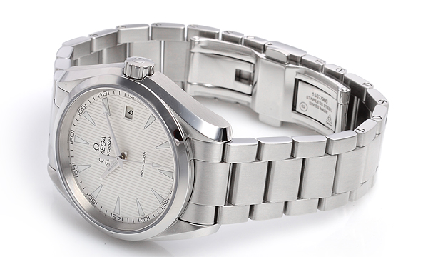 オメガスーパーコピー シーマスター アクアテラ クォーツ （Ｍ） 231.10.39.60.02.001 シルバー