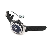 ウブロスーパーコピー キングパワー フドロワイヤント ジルコニウム 715.ZX.1127.RX ブラック