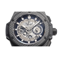 ウブロスーパーコピー キングパワー ウニコ オールカーボン 701.QX.0140.RX ブラック