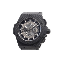 ウブロスーパーコピー キングパワー ウニコ オールカーボン 701.QX.0140.RX ブラック