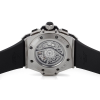 ウブロスーパーコピー キングパワー ウニコ チタニウム 701.NX.0170.RX チタン･ラバー