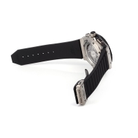 ウブロスーパーコピー キングパワー ウニコ チタニウム 701.NX.0170.RX チタン･ラバー