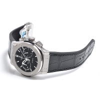 ウブロスーパーコピー クラシックフュージョン チタニウム クロノグラフ 521.NX.1170.LR