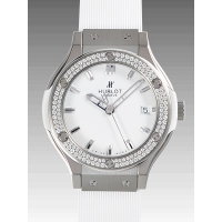 ウブロスーパーコピー クラシックフュージョン ジルコニウム 561.ZW.2010.RW.1104 ホワイト