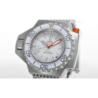 オメガスーパーコピー シーマスター プロプロフ１２００ 224.30.55.21.04.001 ホワイト