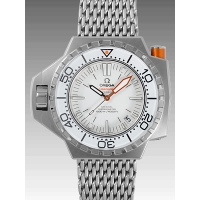 オメガスーパーコピー シーマスター プロプロフ１２００ 224.30.55.21.04.001 ホワイト