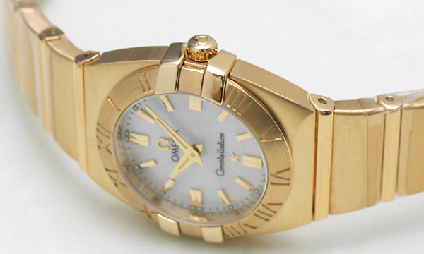 オメガスーパーコピー コンステレーション ダブルイーグル 1181-70 レディース ホワイト