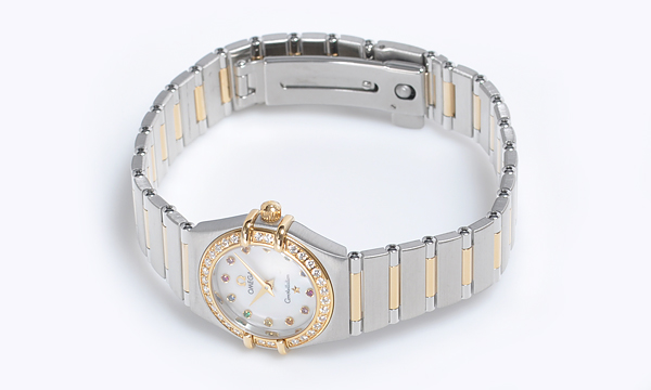 オメガスーパーコピー コンステレーション ミニ アイリス 1367-79 レディース ホワイト