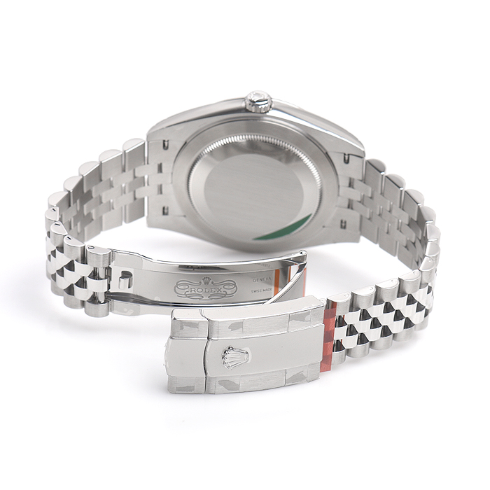 ロレックススーパーコピー デイトジャスト４１ 126334 シルバー 基本仕様は本物と同じ形のROLEX です