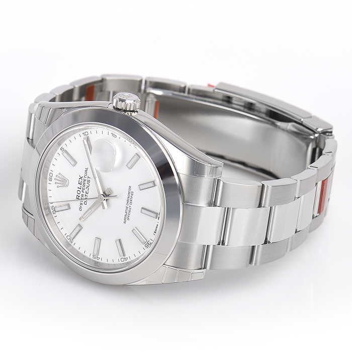 ロレックススーパーコピー デイトジャスト４１ 126300 基本仕様は本物と同じ形のROLEX です