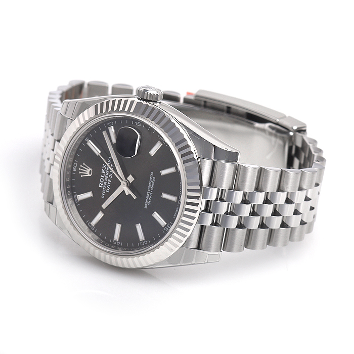 ロレックススーパーコピー デイトジャスト４１ 126334 基本仕様は本物と同じ形のROLEX です
