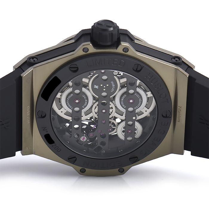 ウブロ ビッグバン メカー１０ フルマジックゴールド 414.MX.1138.RX 基本仕様は本物と同じ形のHUBLOTです