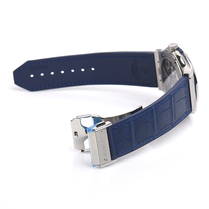 ウブロ クラシックフュージョン パワーリザーブ８デイズチタニウムブルー 516.NX.7170.LR 基本仕様は本物と同じ形のHUBLOTです