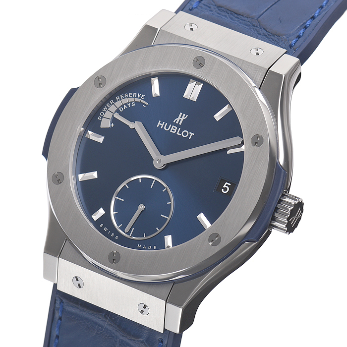 ウブロ クラシックフュージョン パワーリザーブ８デイズチタニウムブルー 516.NX.7170.LR 基本仕様は本物と同じ形のHUBLOTです