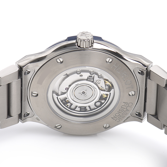 ウブロ クラシックフュージョン チタニウム 510.NX.7170.NX ブルー 基本仕様は本物と同じ形のHUBLOTです