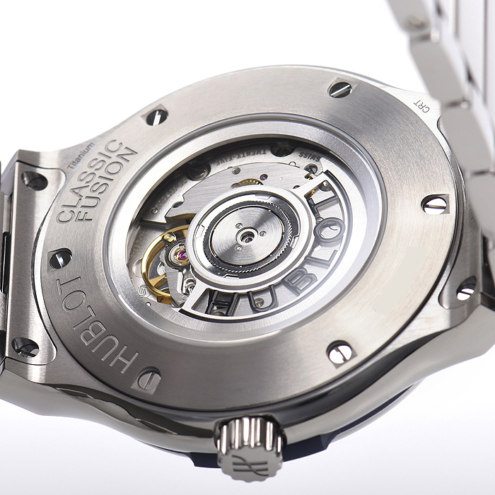 ウブロ クラシックフュージョン チタニウム 510.NX.7170.NX ブルー 基本仕様は本物と同じ形のHUBLOTです