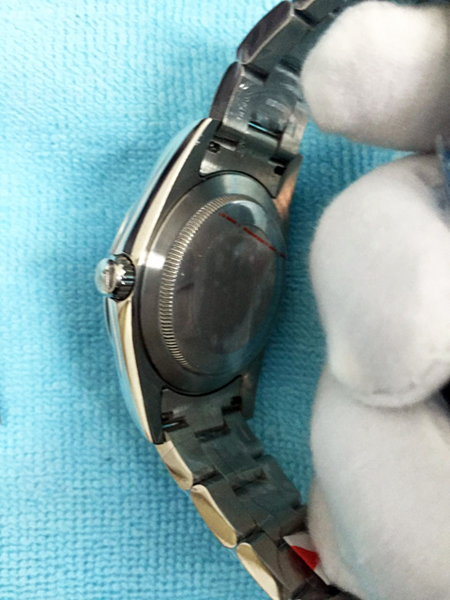 ロレックス エクスプローラー1 214270 基本仕様は本物と同じ形のROLEX です