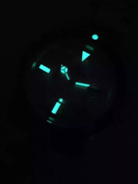 ロレックス サブマリーナ 116613LN 基本仕様は本物と同じ形のROLEX です