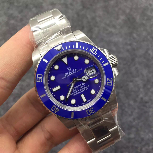 ロレックス サブマリーナ 116619LB メンズ 基本仕様は本物と同じ形のROLEX です