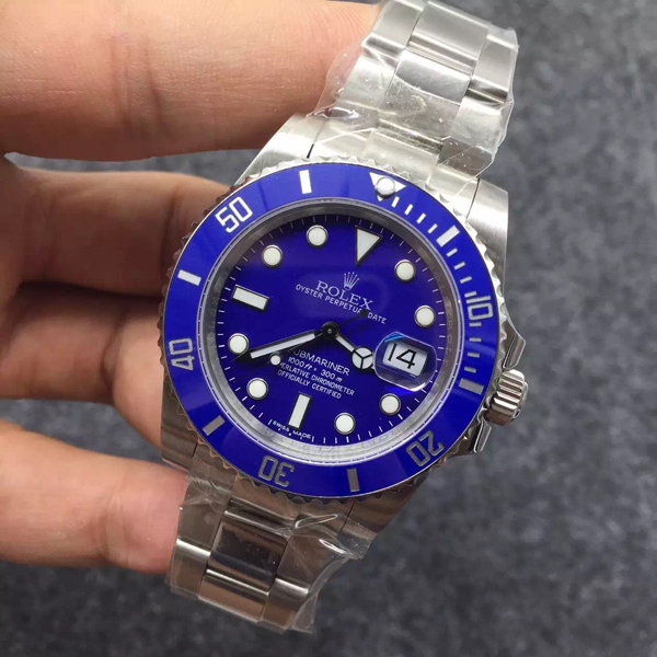 ロレックス サブマリーナ 116619LB メンズ 基本仕様は本物と同じ形のROLEX です