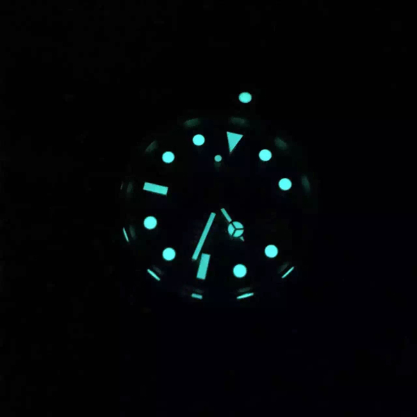 ロレックス サブマリーナ 116619LB メンズ 基本仕様は本物と同じ形のROLEX です