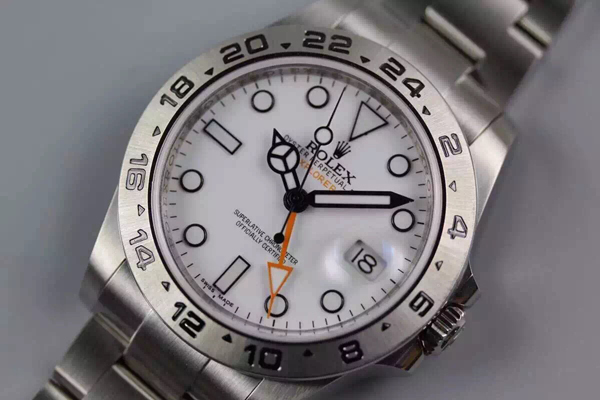 ロレックス エクスプローラー II 216570 メンズ 基本仕様は本物と同じ形のROLEX です