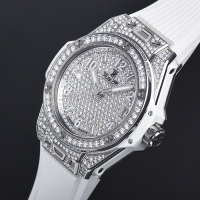 ウブロ ビッグバン ワンクリック スチールホワイトフルパヴェ 465.SE.9010.RW.1604 基本仕様は本物と同じ形のHUBLOTです