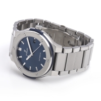 ウブロ クラシックフュージョン チタニウム 510.NX.7170.NX ブルー 基本仕様は本物と同じ形のHUBLOTです