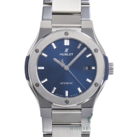ウブロ クラシックフュージョン チタニウム ブルー 548.NX.7170.NX 基本仕様は本物と同じ形のHUBLOTです