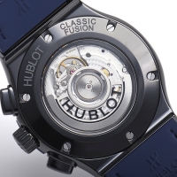 ウブロ クラシックフュージョン クロノグラフ セラミックブルー 521.CM.7170.LR 基本仕様は本物と同じ形のHUBLOTです