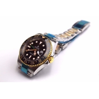 ロレックス gmtマスター2 116713LN 基本仕様は本物と同じ形のROLEX です