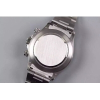 ロレックス デイトナ 116509 ホワイト 基本仕様は本物と同じ形のROLEX です