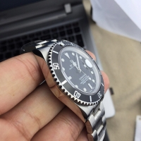 ロレックス サブマリーナ 16610LN ブラック 基本仕様は本物と同じ形のROLEX です