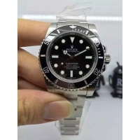 ロレックス サブマリーナ ノンデイト 114060 ブラック 基本仕様は本物と同じ形のROLEX です