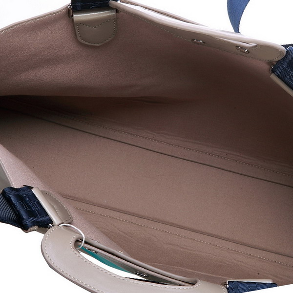 ルイ・ヴィトンスーパーコピー アンプラント オダシューズ M80009