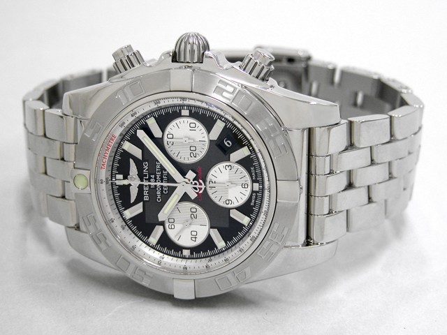 ブライトリング BREITLING クロノマット 44 AB011011/B967 A012B67PA　サテン仕上げベゼル ブラック/シルバー