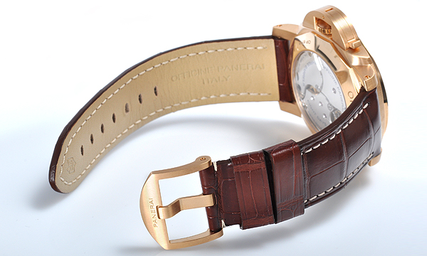 パネライ ルミノール １９５０ ８デイズ ＧＭＴ PAM00289