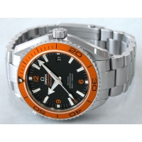 オメガ OMEGA シーマスター 232.30.46.21.01.002 プラネットオーシャン ビッグサイズ 45.5mm ブラック