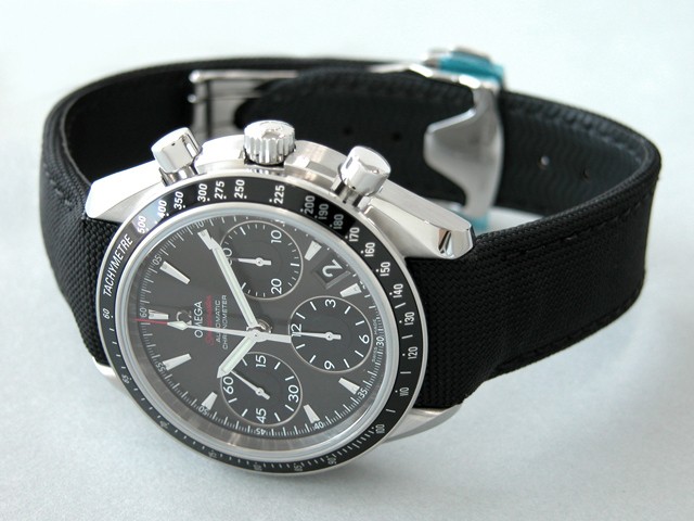 オメガ スピードマスター ナイロンベルト 323.32.40.40.06.001 ブラック 自動巻 メンズ