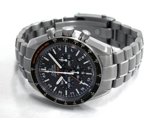 オメガ スピードマスター 321.90.44.52.01.001 コーアクシャル ソーラーインパルス ブラックカーボン