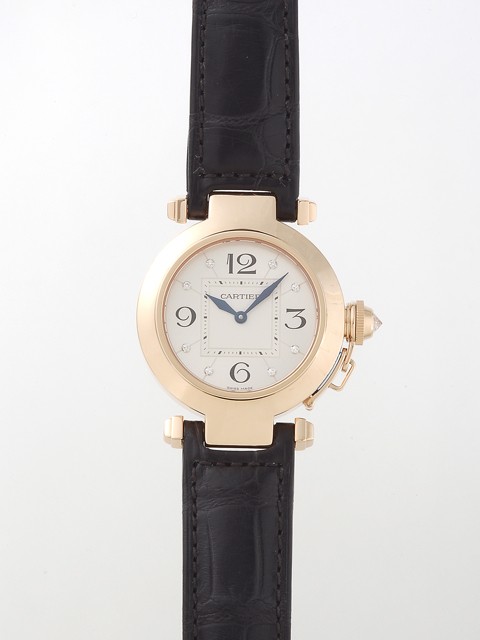 カルティエスーパーコピー Cartier パシャ WJ11891G 32mm ＹG 8Pダイヤ 黒皮 シルバー レディース