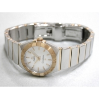 オメガ OMEGA コンステレーション 123.20.24.60.05.004 SS/YG クォーツ ホワイトシェル