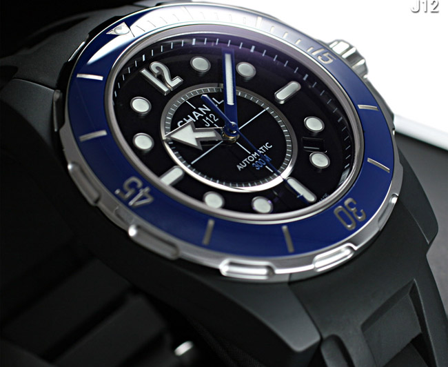 シャネル J12マリン42 H2559 青ベゼル